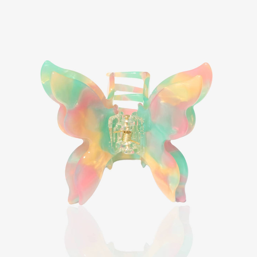 Say hello to our Butterfly Hair Claw! This butterfly clip is the perfect simple shape that steps up your hair game, making your hair look like it just came out of a summery dream 🦋