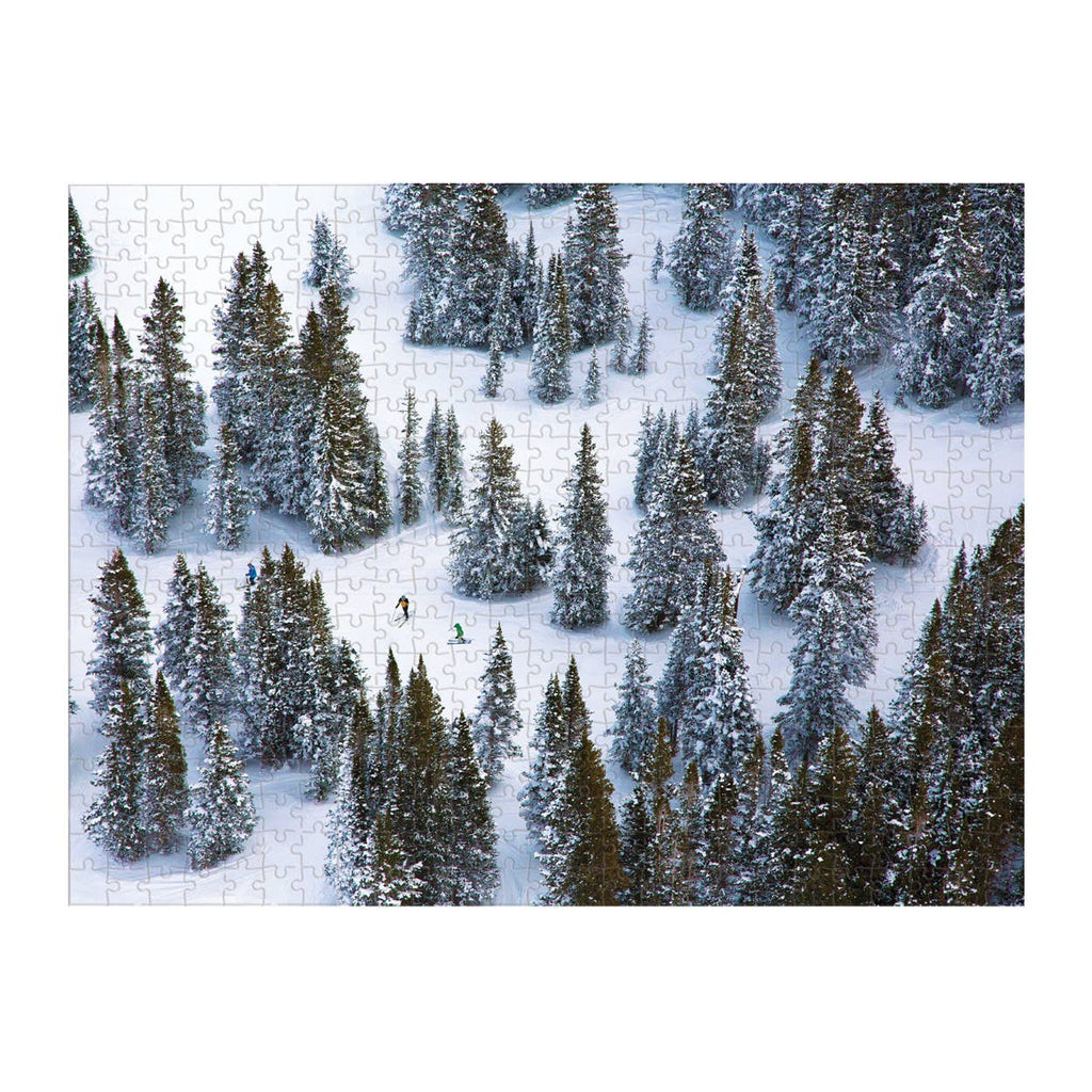 Gray Malin’s awe-inspiring aerial photography is shot from a doorless helicopter, creating stunning visual celebrations of color and repetition. This two-sided 500 piece puzzle features a majestic winter wonderland scene on one side and an array of colorful skiers on crisp white snow on the other side. This two-sided puzzle is the perfect gift for puzzle and fine art photography enthusiasts alike.